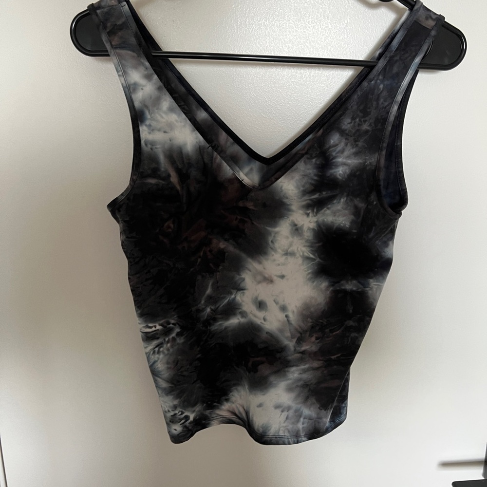 Lululemon shirt